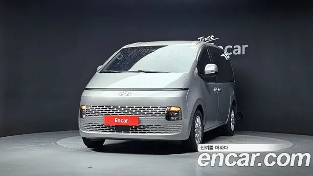 Hyundai Staria Staria Карго 3 места — Фото автомобиля 3