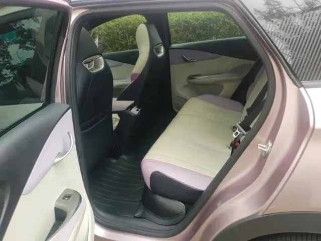 BYD Dolphin — Фото автомобиля 11