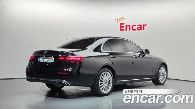 Mercedes-Benz E-Class W213 — Фото автомобиля 2