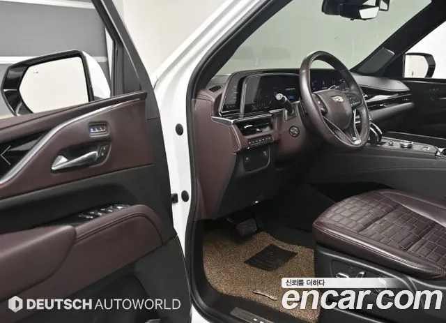 Cadillac Escalade 5th Gen — Фото автомобиля 11