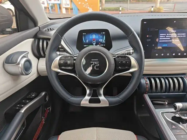 BYD Yuan PLUS — Фото автомобиля 10