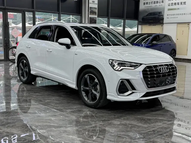 Audi Q3 — Фото автомобиля 3
