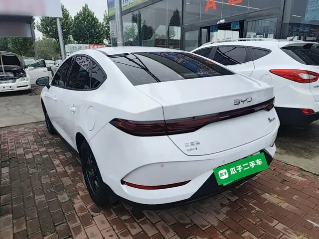 BYD Qin PLUS — Фото автомобиля 4