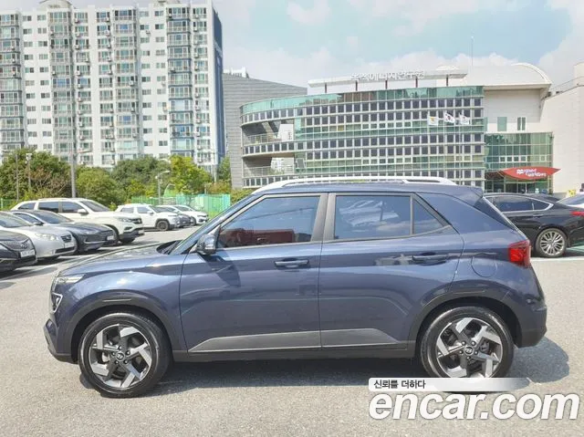 Hyundai Venue — Фото автомобиля 5