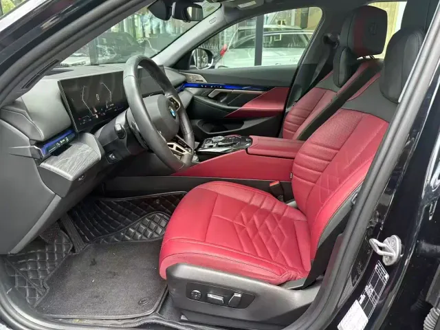BMW 5 Series — Фото автомобиля 5