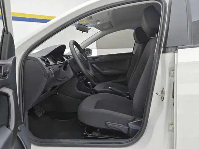 Škoda Rapid 2019 Facelift 1.5L Automatic Standard Version China VI — Фото автомобиля 9