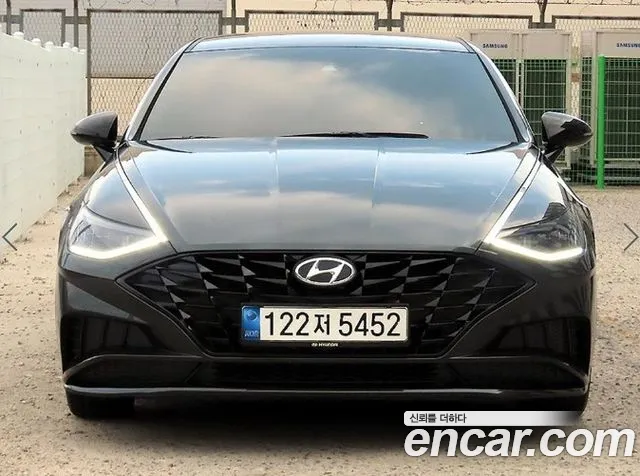 Фотография автомобиля — Hyundai Sonata DN8