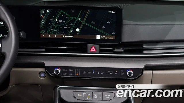 Kia Carnival Generation 4 — Фото автомобиля 21
