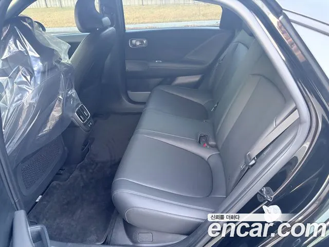 Hyundai Ioniq 6 — Фото автомобиля 9