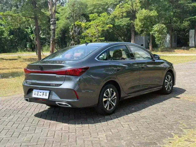 Changan Eado — Фото автомобиля 12