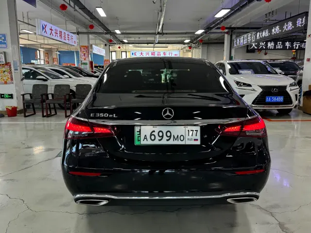 Mercedes-Benz E-Class — Фото автомобиля 6