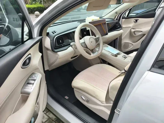 BYD Sealion 05 EV — Фото автомобиля 12
