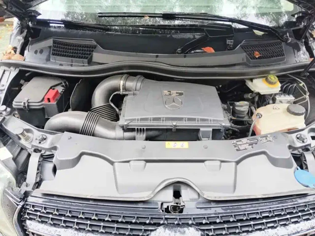 Mercedes-Benz V-Class — Фото автомобиля 3