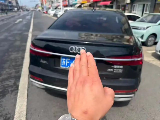 Audi A6L — Фото автомобиля 7