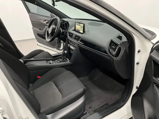 Mazda CX-4 — Фото автомобиля 20