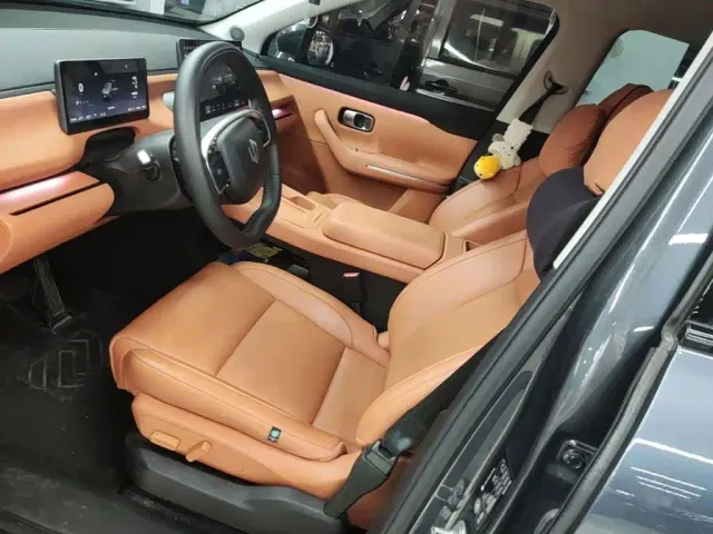 Leapmotor C10 — Фото автомобиля 14