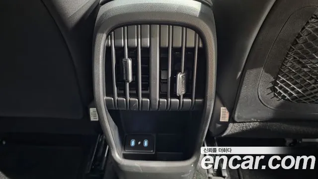 Hyundai Kona — Фото автомобиля 30