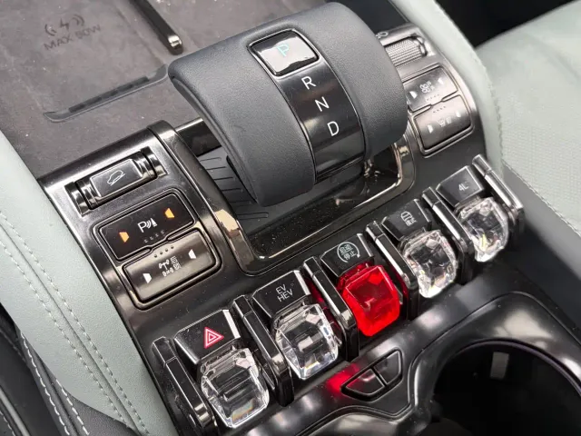 BYD FangChengBao Leopard 5 — Фото автомобиля 17