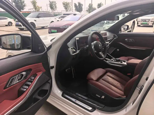BMW 3 Series — Фото автомобиля 5