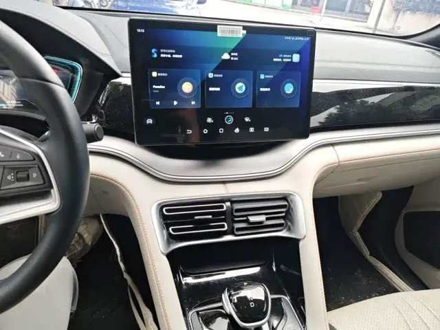 BYD Song PLUS — Фото автомобиля 14