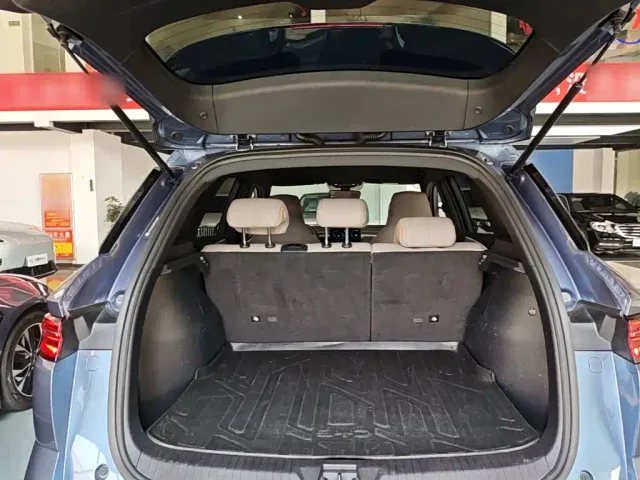 BYD Song Pro — Фото автомобиля 18