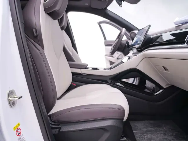 BYD Song PLUS — Фото автомобиля 24