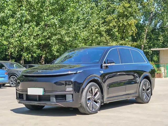 Фотография автомобиля — Li Auto L8