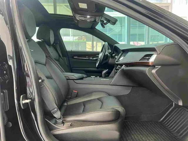 Cadillac CT6 — Фото автомобиля 27