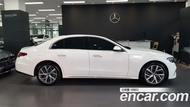 Mercedes-Benz E-Class W214 — Фото автомобиля 4
