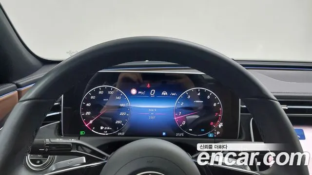 Mercedes-Benz E-Class W214 — Фото автомобиля 8