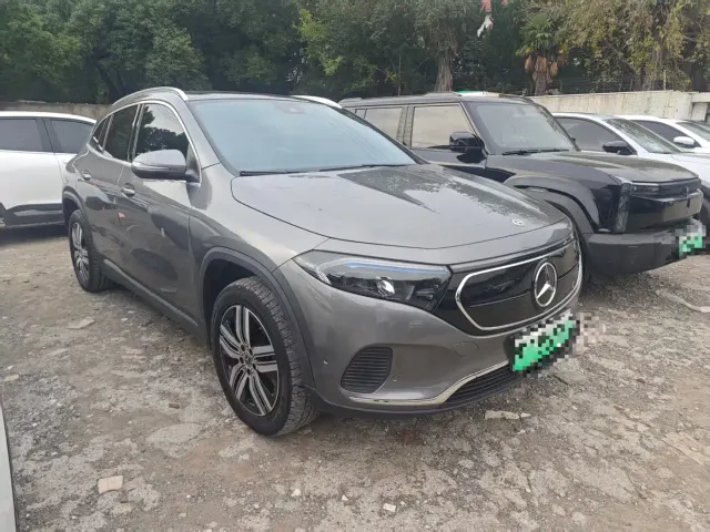 Mercedes-Benz EQA — Фото автомобиля 3