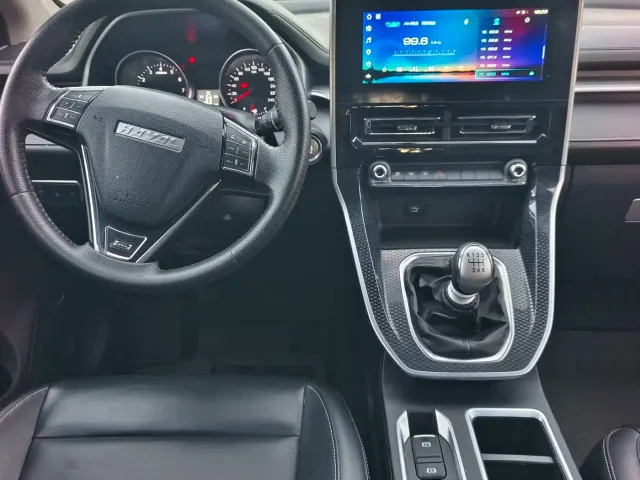 Haval M6 — Фото автомобиля 5