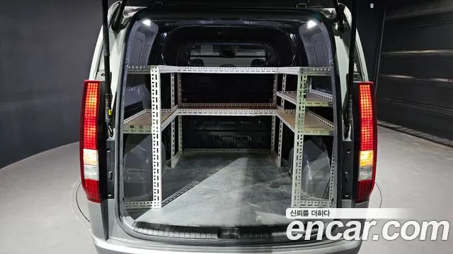 Hyundai Staria Staria Карго 5 мест — Фото автомобиля 19