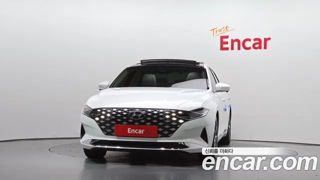 Hyundai Grandeur Grandeur (New) — Фото автомобиля 3