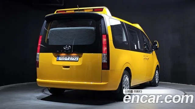 Hyundai Staria Staria L3.5 Школьный автобус — Фото автомобиля 2