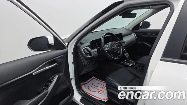 Kia Seltos New — Фото автомобиля 15