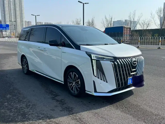 GAC Trumpchi M8 — Фото автомобиля 3