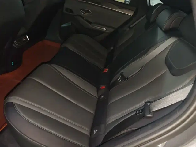 BYD Qin L — Фото автомобиля 16