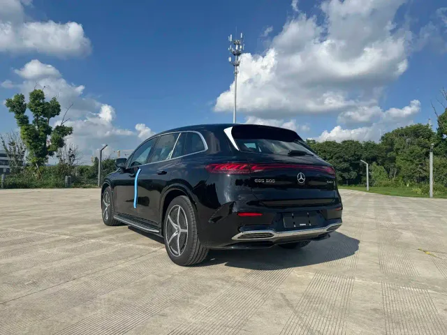 Mercedes-Benz EQS SUV — Фото автомобиля 27
