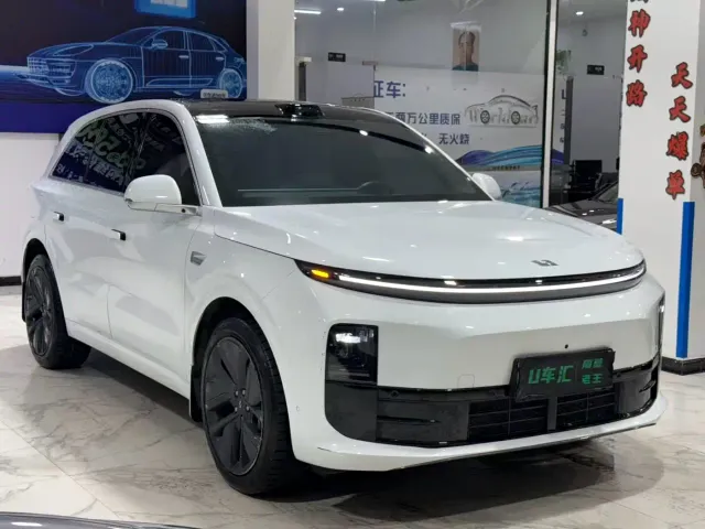 Li Auto L6 — Фото автомобиля 3