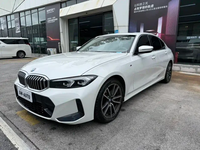 BMW 3 Series — Фото автомобиля 2