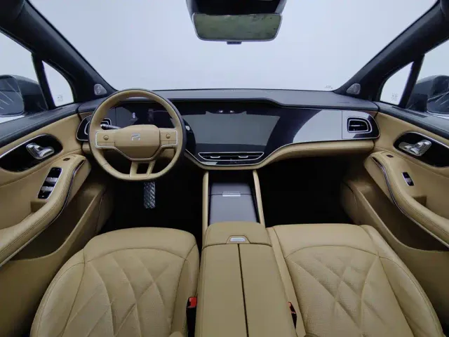 Roewe Feifan R7 — Фото автомобиля 5