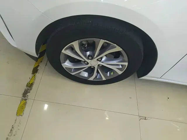 Buick Verano — Фото автомобиля 22