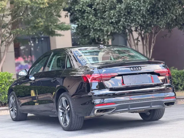 Audi A4L — Фото автомобиля 7