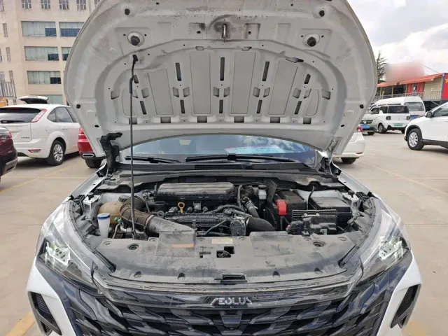 Dongfeng Yixuan — Фото автомобиля 15