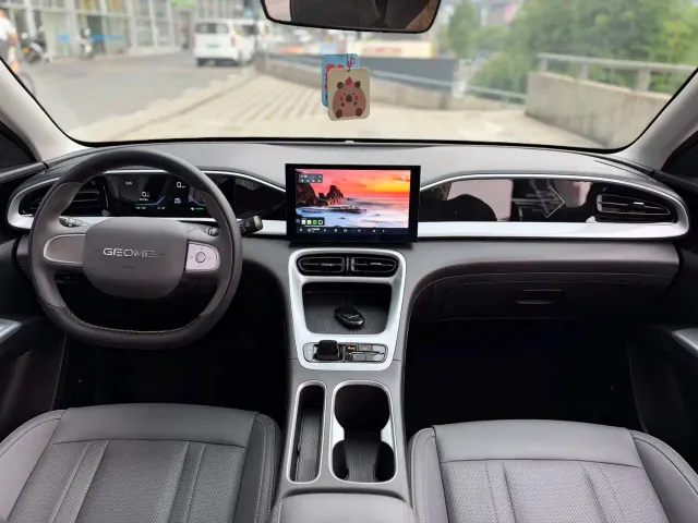 Geely Starry Wish — Фото автомобиля 12