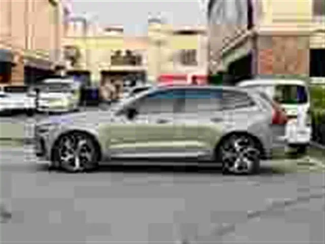 Volvo XC60 — Фото автомобиля 7
