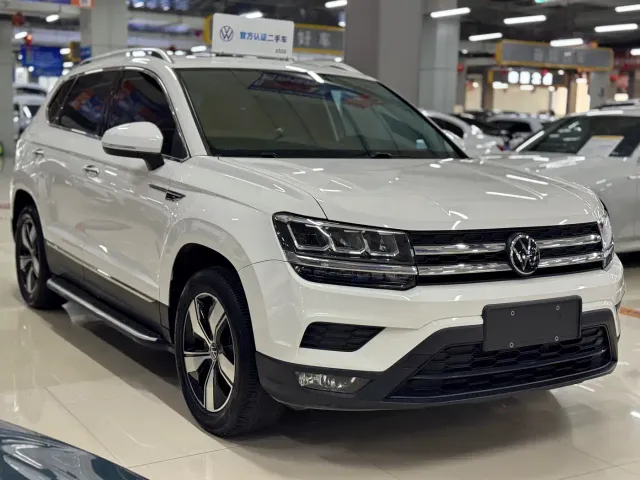 Volkswagen Tharu — Фото автомобиля 3