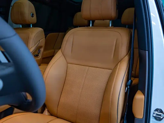 Li Auto i6 — Фото автомобиля 11