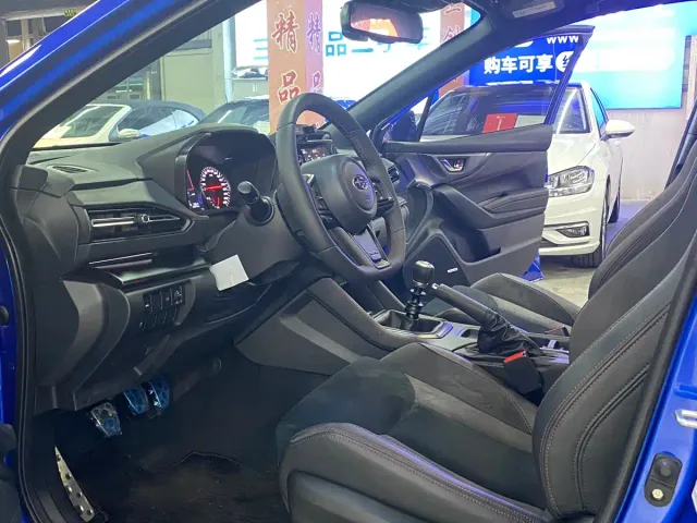 Subaru WRX — Фото автомобиля 9